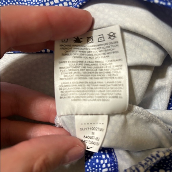 Nike GOLF Dri-Fit Women’s Sleeveless Top Shirt Blue/White Swoosh Size Medium - Picture 13 of 13